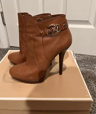 EUC MICHAEL Michael Kors Wyatt Platform Booties Size 7 1/2 Luggage • $45