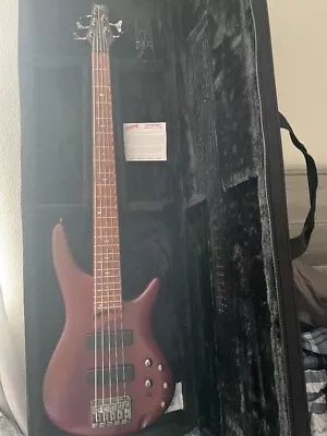 2018 Ibanez SR505 5 String Electric Bass Guitar With Case. • $515