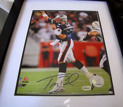 2 Tom Brady Rookie Cards 2000 Collection W/ 8 X 10 N F L Signed Autograph • $1000