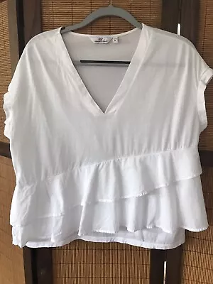 Vineyard Vines Womens Size XL White Solid Sleeveless V Neck Ruffle Blouse Top • $16.99