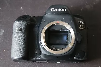 Canon EOS 5D Mark IV 30.4MP Digital SLR Camera Body ***FAULTY** • £68