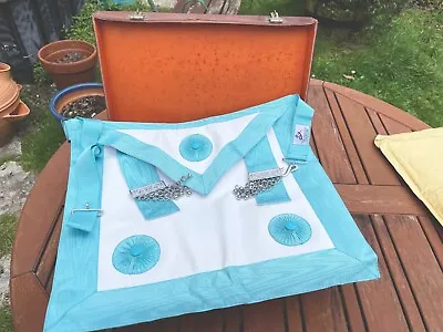 Masonic Apron In New Condition With Free Used Case • £16