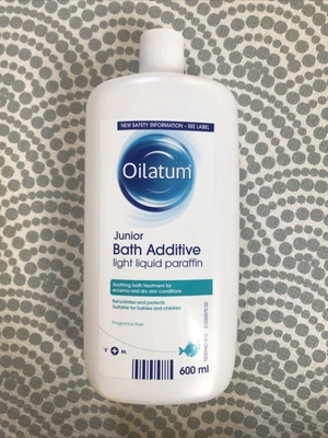 £4 • Buy Oilatum Junior Bath Additive Light Liquid Paraffin 600ml