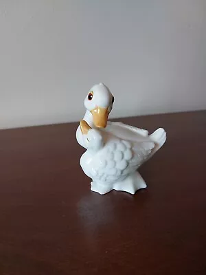 £5 • Buy Vintage Royal Osborne Bone China Duck With Her Duckling Figurine Tmr 5573