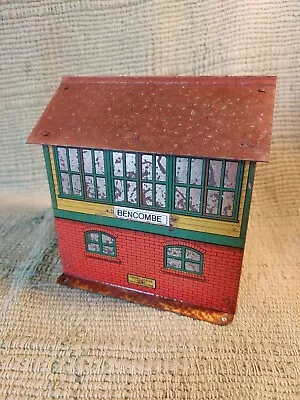 Vintage Hornby Tin Plate Signal Box • £9.99