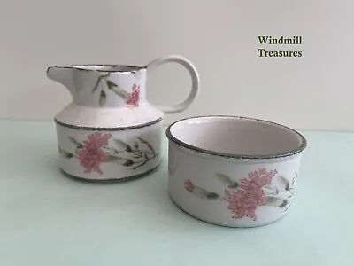 Midwinter Stonehenge English Invitation Carnation Milk Jug & Sugar Bowl • £11.99