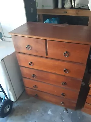 Tallboy Chest Of Drawers • $50