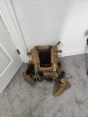 Tactical Vest COYOTE FDE Tan Plate Carrier Military (Plates Included Level 3) • $2500