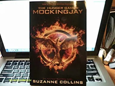 Mockingjay Suzanne Collins • $7.73