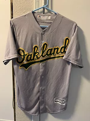 Oakland Majestic Genuine Merchandise Jersey Size S • $25