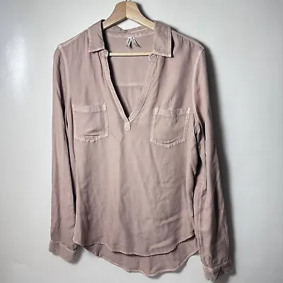 Mudd Womens Chambray Top Blush Long Sleeve Collared V-Neck Popover Shirt Medium • $14.49