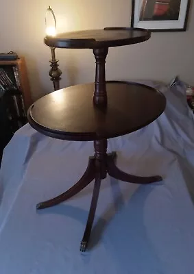 Vintage 2 Tier Claw Foot Mahogany Wood Oval Table • $200