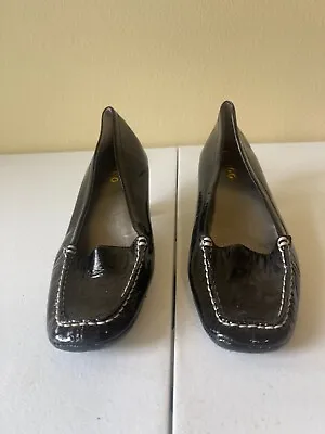 Me Too Pump Heels Womens 9.5 Black Maybe Slip On Patent Leather • $18.83