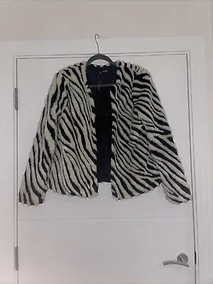 H&M Black White Zebra Faux Fur Short Coat Size 12 Occasion Winter Stylish Fashio • £3.99