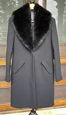 Versace Versus Wool Coat With Faux Fur Detachable Collar Black IT 38 US 8?. • $179