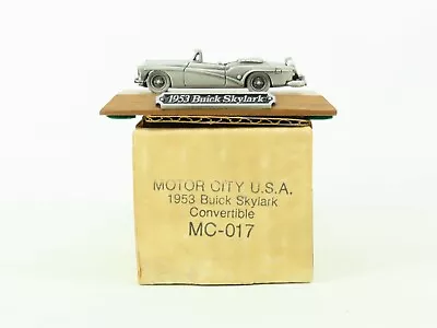 Motor City U.S.A. Automobile #MC-017 Die-Cast 1953 Buick Skylark Convertible • $19.95