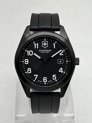 New Victorinox Swiss Army 26071.CB 100m Swiss Made Quartz Wristwatch For Men • $110