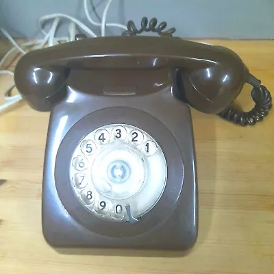 Vintage Brown Rotary Dial Telephone GPO BT 8746G Receives Incoming Calls • £17