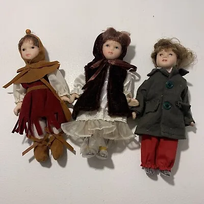 £7 • Buy Mini Porcelain Dolls, Bundle Of 3 DeAgostini Collectable Dolls