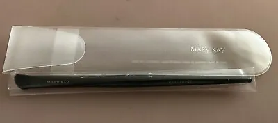 Mary Kay Eye Crease Brush In Protective Sleeve - New • $8