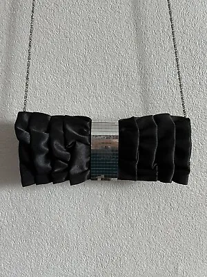£2 • Buy Black And Silver Ruffle Clutch Bag With Detatchable Metal Chain Strap