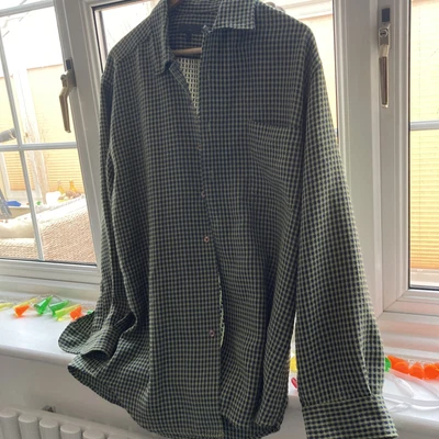 £7.50 • Buy Reiss Men’s Warm Green And Navy Shirt Size Large - Hardly Worn