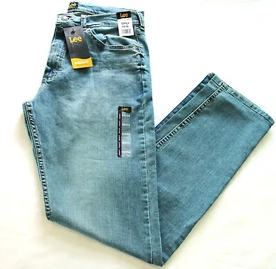 $28 • Buy Men  Lee  Premium Light Faded Blue Denim (Rowan) Regular Fit Tapered Leg Jeans 