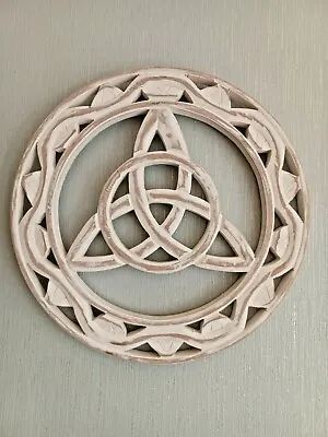 Large White Wooden Triquetra Wall Plaque Pagan Wiccan 30cm Round Wall Art • £13.49