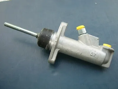 Rover P6B 3500S Clutch Master Cylinder • $81.59
