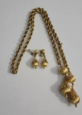 Necklace Monet Lariat Scrollwork Textured Balls Dangle Gold Tone Vintage Jewelry • $75