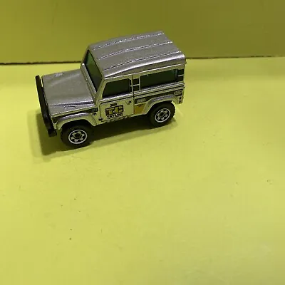 Matchbox    Land Rover 90 SUV    Gray • $1