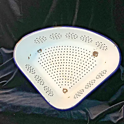 Vintage Enamelware Footed Strainer Blue White Triangle Sink Corner Colander • $34