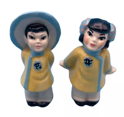 Very Nice  Ceramic Arts Studio Cute Japanese Couple Salt & Pepper Shakers • $11.99