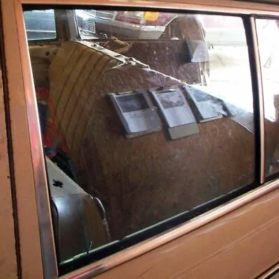Mercedes Door Window Glass Rear Left W123 Wagon '77-'79 W/ Nice Bracket • $99
