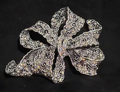 Vintage Premier Designs Jewelry Large  Bow Pin/Brooch Rhinestones Signed • $23.05