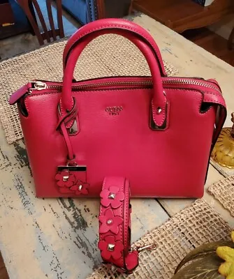$59 • Buy GUESS Women's Red Pink Flowers Satchel Handbag/Crossbody Liya