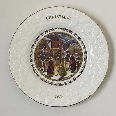 Coalport Christmas Plates 1976 - 1986 Set Of 7 Plates.  9 Inch Plates • £10