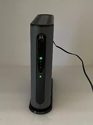 Motorola MG7700 Ultra Fast Cable Modem Router AC1900 • $49.99
