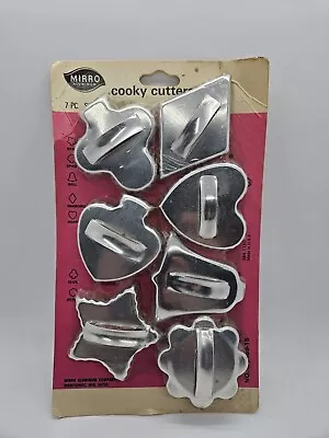 Vintage MIRRO COOKIE CUTTER SET 7 PIECE SET. Aluminum Crimped Bell Star Club.. • $0.99