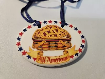 Longaberger 1998 All American Pie Basket Tie-On • $9.55