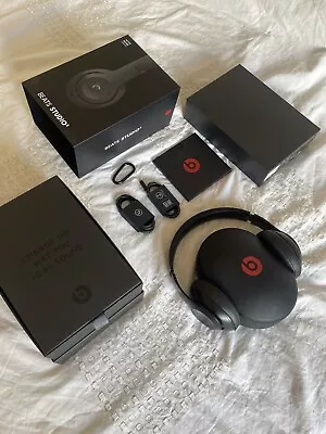 Beats Studio3 Wireless Over The Ear Headphones - Matt Black • £95