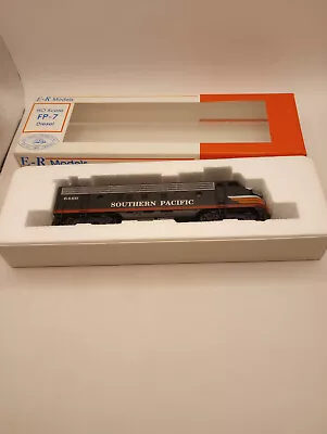 E-R Models 040-4009 Southern Pacific FP7 #6460 HO Diesel Locomotive • $75