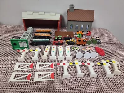 £4.99 • Buy ERTL Thomas The Tank Engine And Friends Train Buildings Accessories Bundle