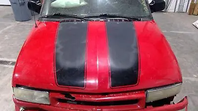 $119.50 • Buy 1994 - 2004 Chevy S10 *DMG Victory Red-74U Hood *(Chipped Paint)