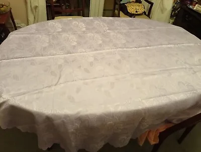 LILAC Damask Rose Tablecloth Beautiful & Traditional - 69 /175 Cms In Diameter • £5