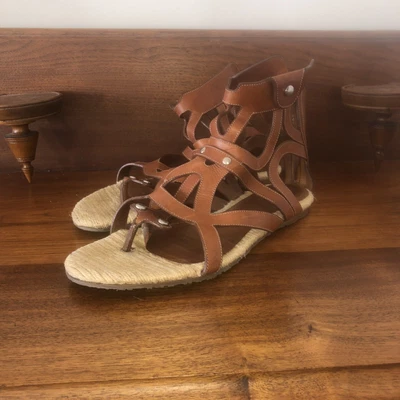 Dolce Gabbana Brown Leather Flat Gladiator Sandals Size 39.5 • £122.99