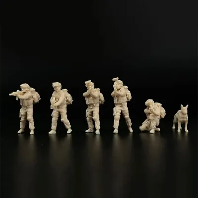 1/72 Scale Model Navy Seals Solider And Military Dogs Figures Military Miniature • $12