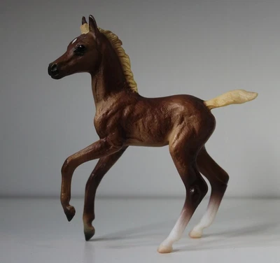 £10 • Buy Breyer Classic Scale Chestnut Foal 