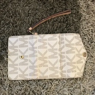 Michael Kors Signature Wallet/Phone Holder Preowned • $50