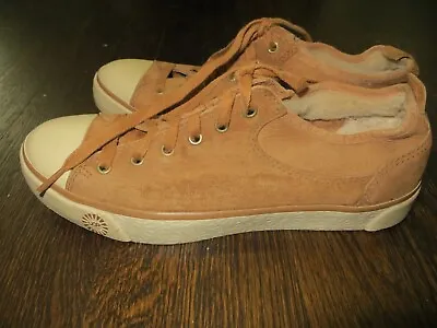 UGG Australia Womens Evera Tan Low Top Lace Up Suede Sneakers Size 7.5 • $40